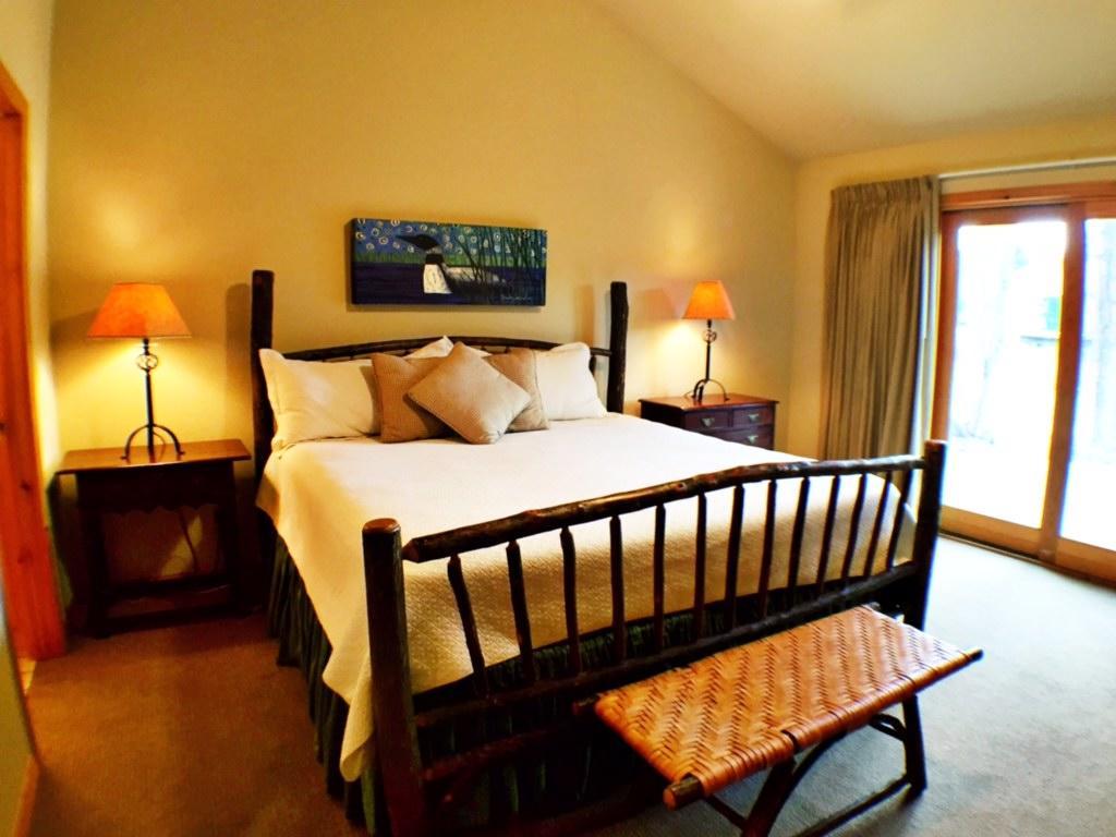 Mountain Lake Lodge Woods Bay エクステリア 写真